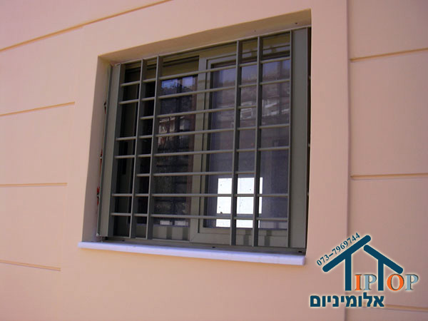 סורגים לבית